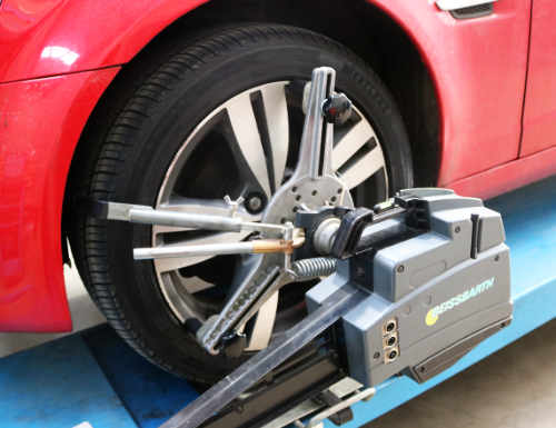 Car wheel alignment
